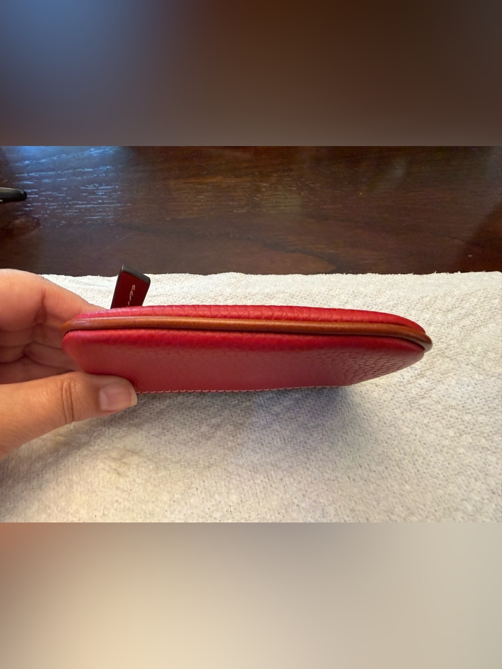 Dooney & Bourke Red & Brown Leather Key ring & Card Holder Pouch Gold Hardware - Picture 2 of 9